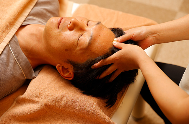 ヘッドマッサージ